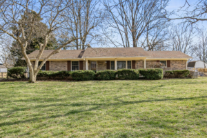 A beautiful West Indianapolis home, ideal for selling during divorce.